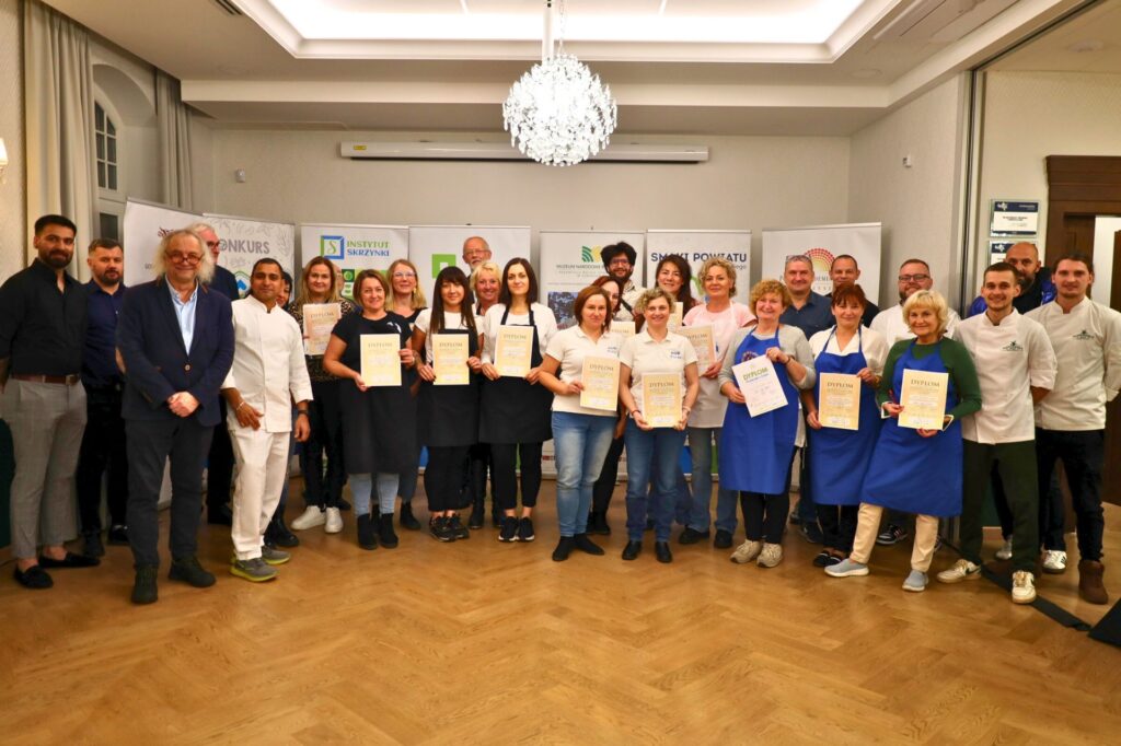 Read more about the article Rozstrzygnięcie regionalnego konkursu kulinarnego w Dworze Skrzynki!
