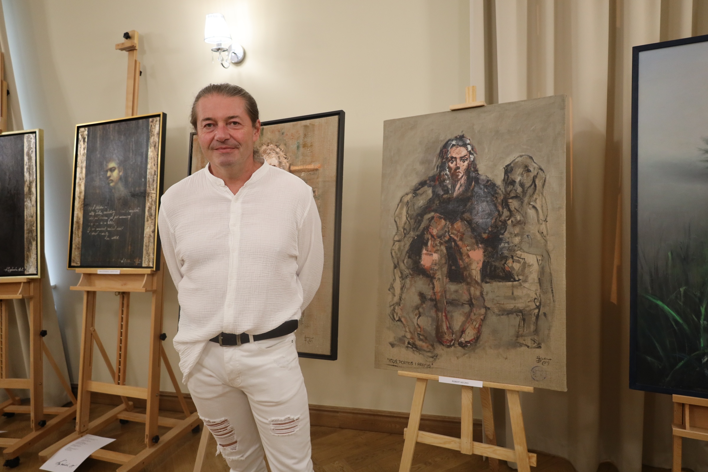 You are currently viewing Robert Heczko