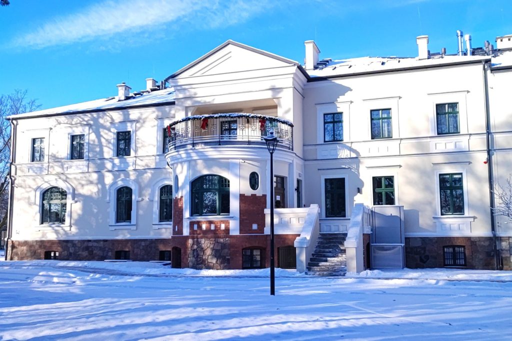 Read more about the article Restauracja Dworu Skrzynki z rekomendacją w ogólnopolskiej certyfikacji TU WARTO